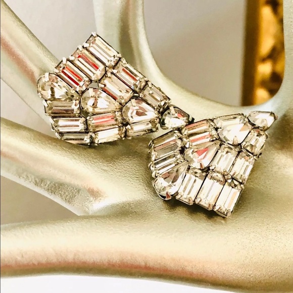 Vintage Deco Baguette Crystal Earrings - Picture 3 of 8